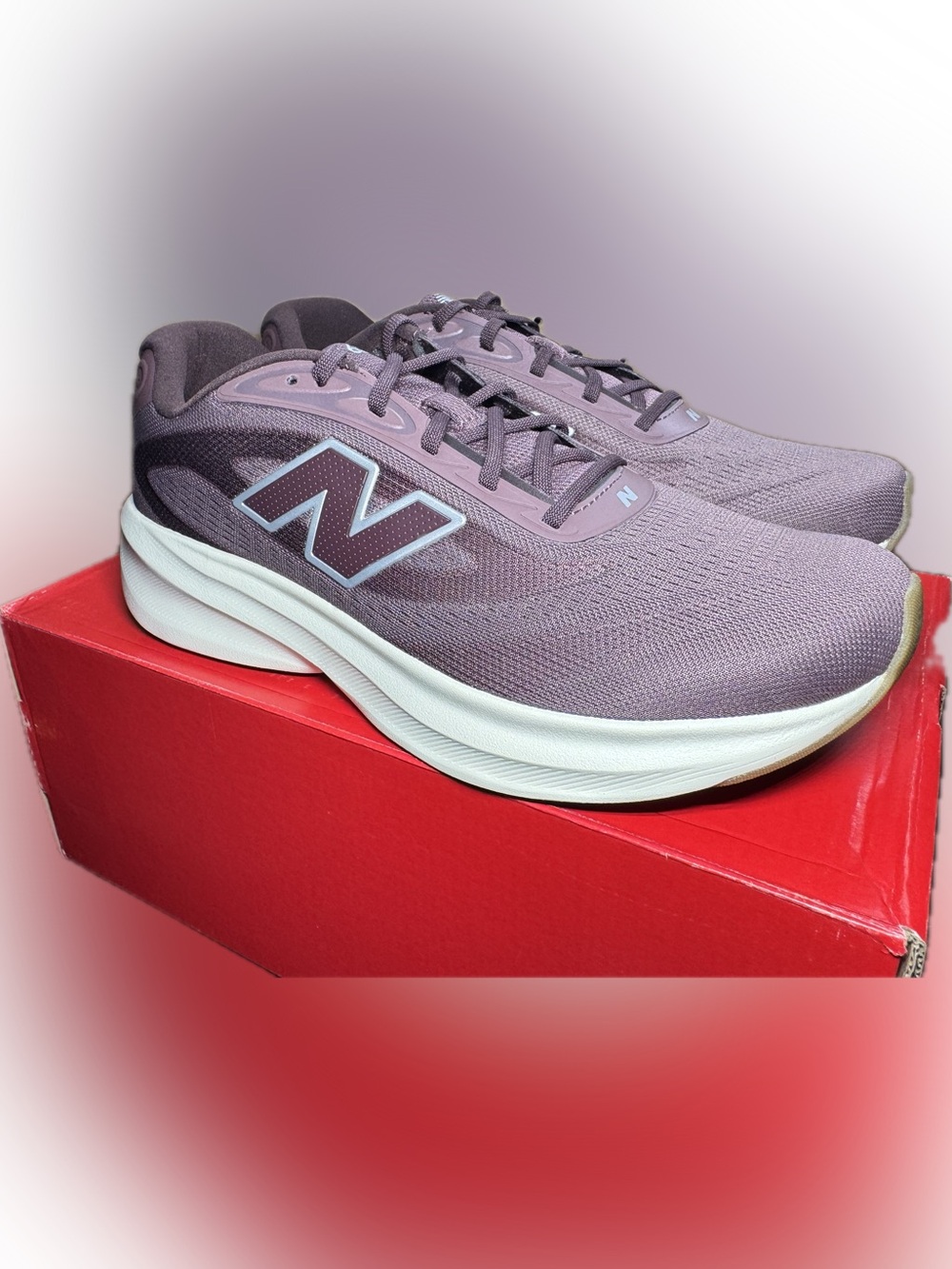 New Balance 680 Running Shoes Women’s Size 11